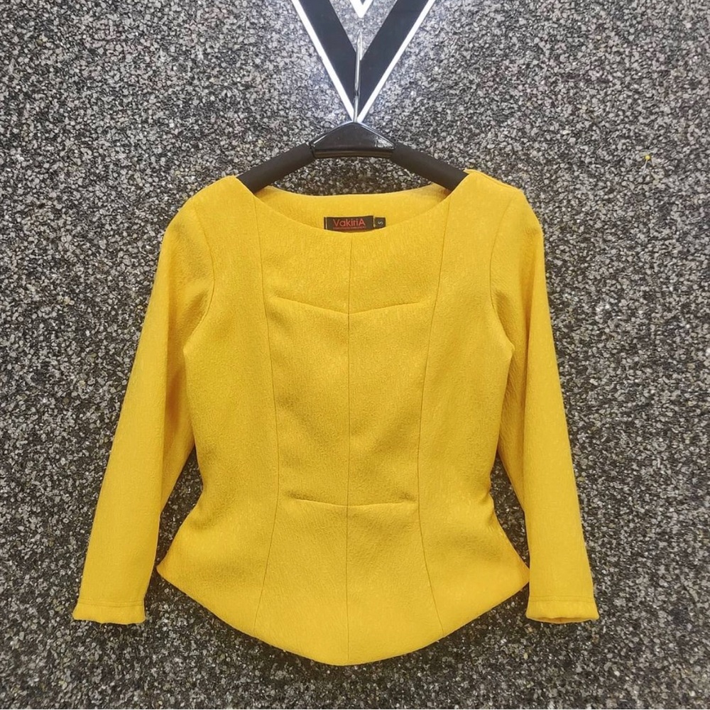 It’s very good quality nice  fashion